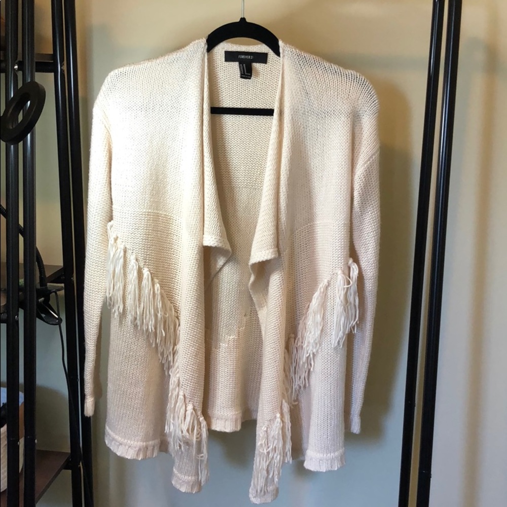Cardigan fringe